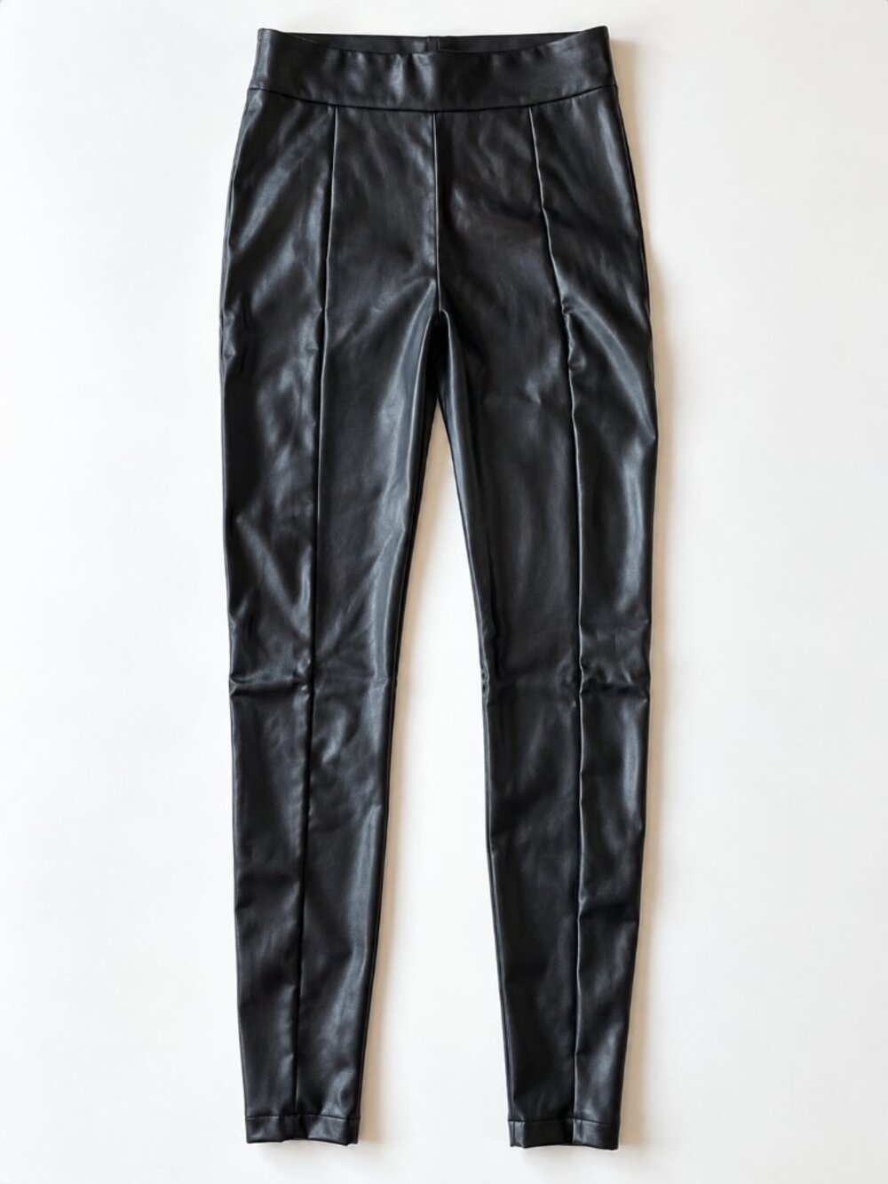 Abercrombie & Fitch Black Faux Leather Pintuck Leggings Womens Medium
